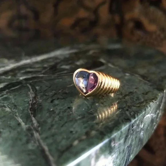 Vintage Bvlgari 18K Yellow Gold Aquamarine Amethyst Heart Ring - Picture 5 of 13